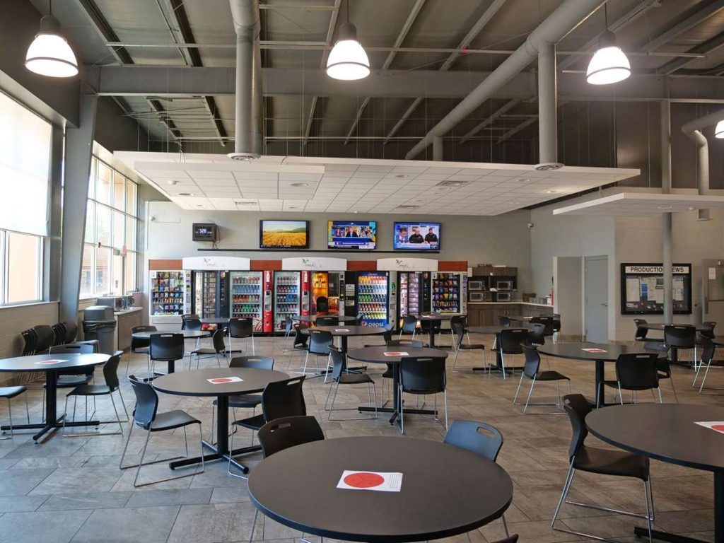 Cafeteria: Inside View